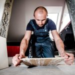 Montagehelfer gesucht